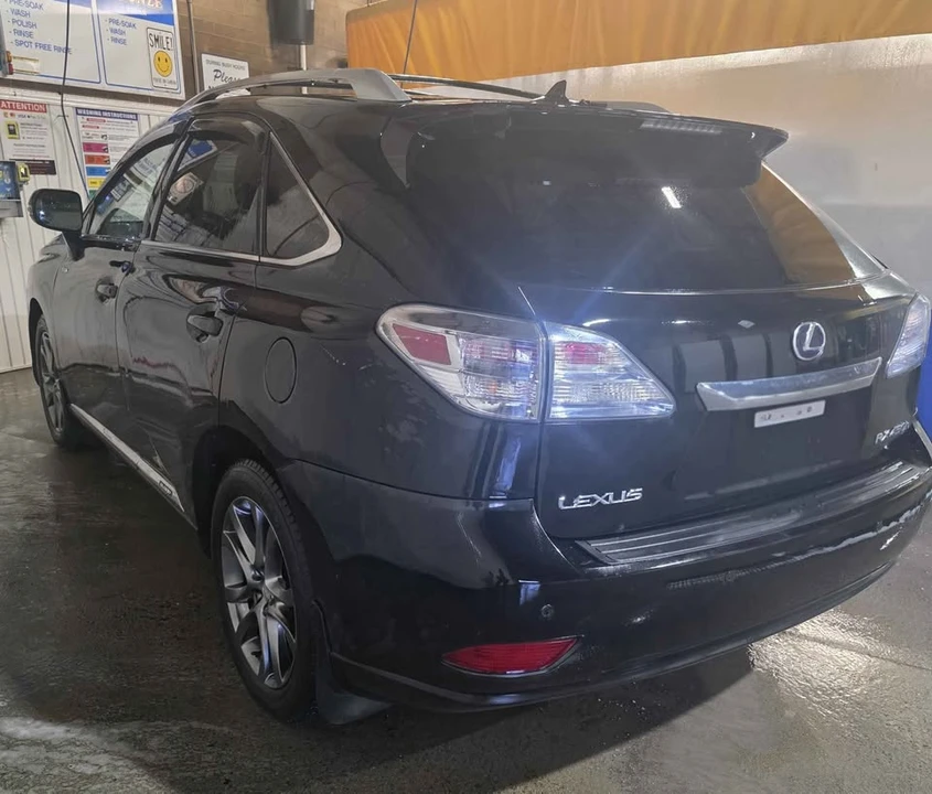 2010 Lexus RX 3rd Gen - Image 4 of 9