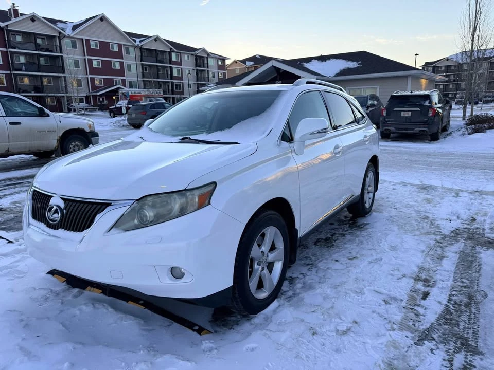 2010 Lexus RX 3rd Gen - Image 9 of 11