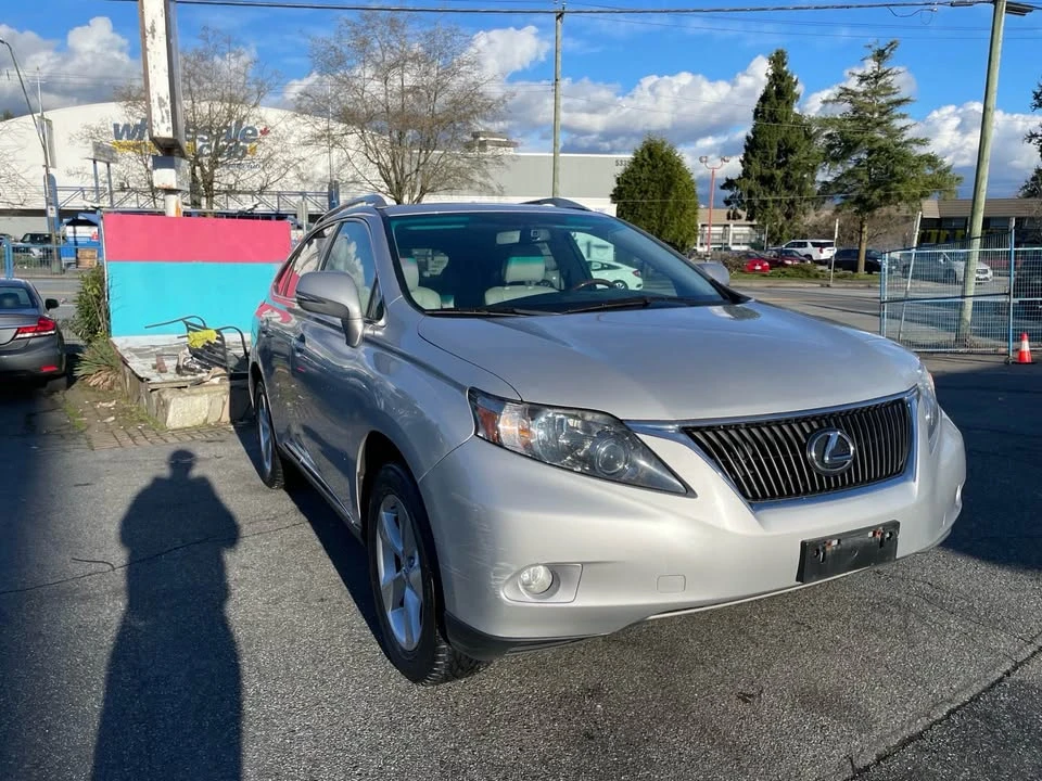 2010 Lexus RX 3rd Gen - Image 2 of 8