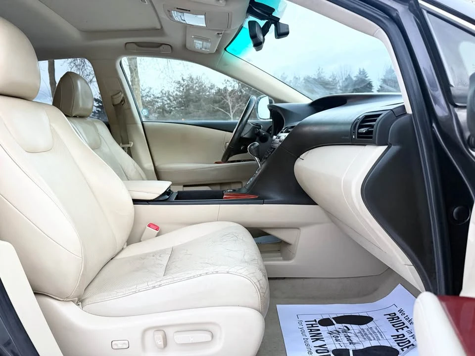 2010 Lexus RX 3rd Gen - Image 9 of 20