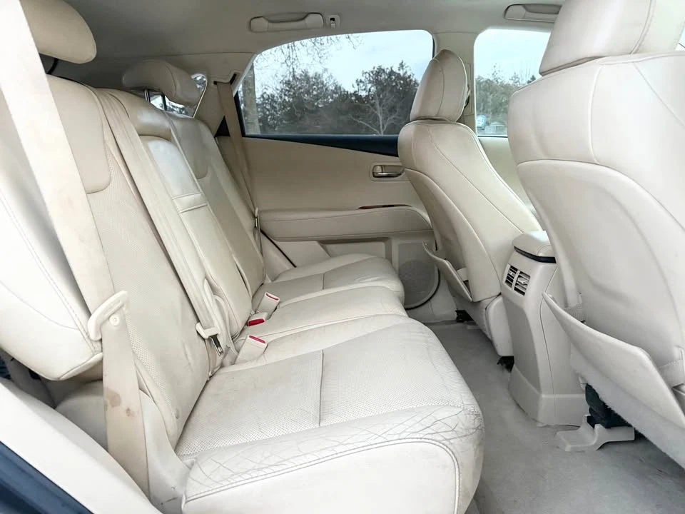 2010 Lexus RX 3rd Gen - Image 10 of 20