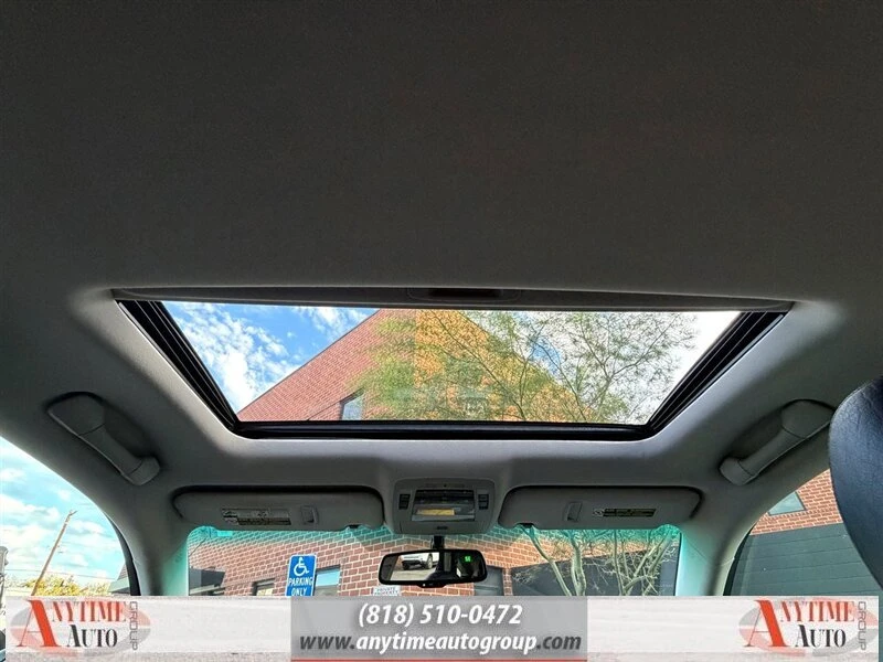 2010 Lexus RX 3rd Gen - Image 11 of 20
