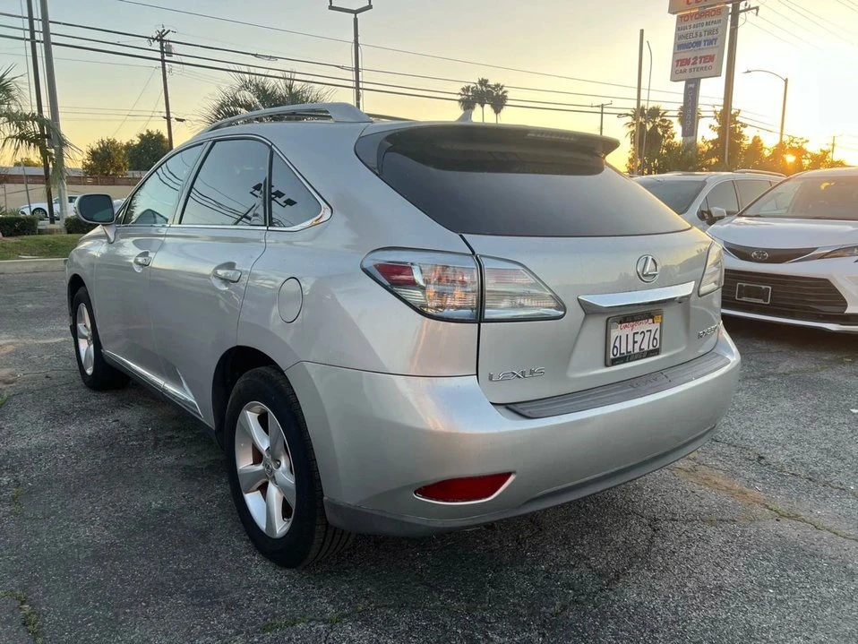 2010 Lexus RX 3rd Gen - Image 6 of 20