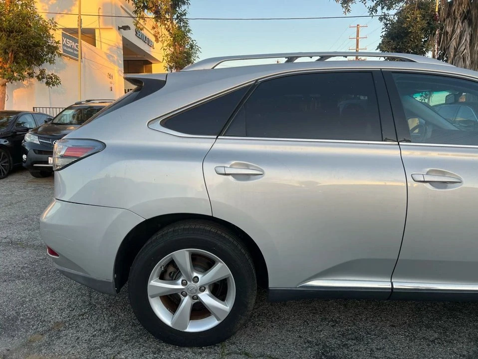 2010 Lexus RX 3rd Gen - Image 4 of 20