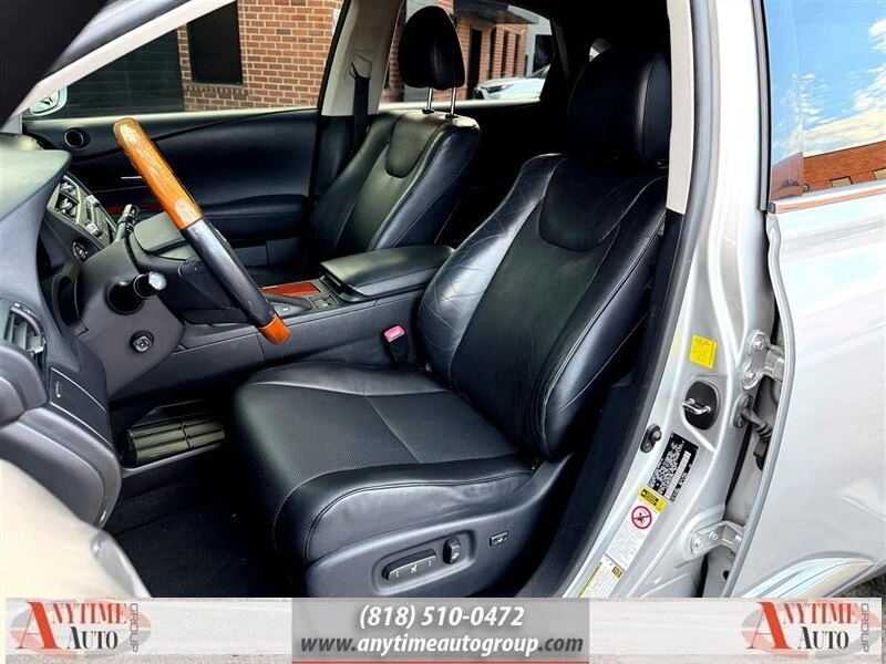 2010 Lexus RX 3rd Gen - Image 13 of 20