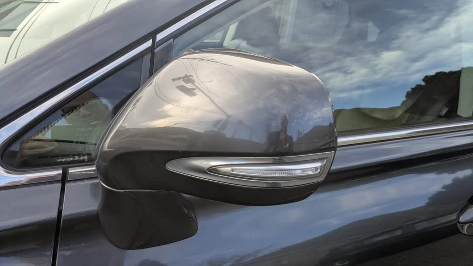 2010 Lexus RX 3rd Gen - Image 15 of 20