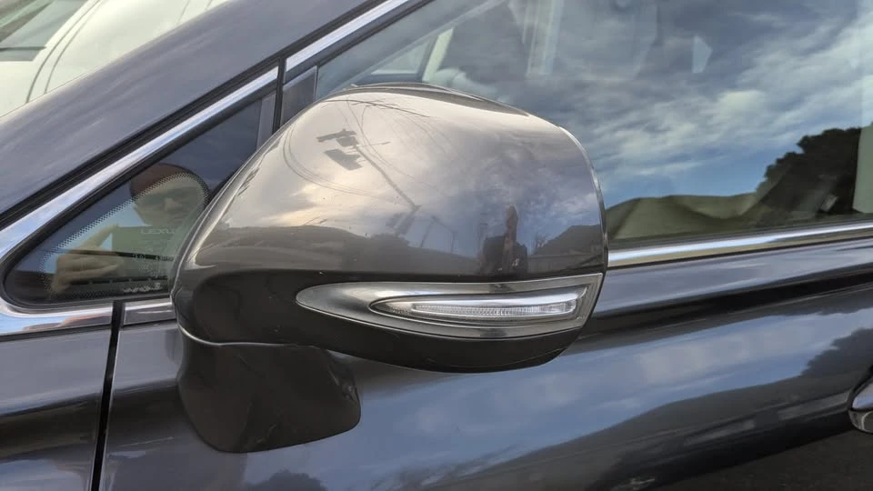 2010 Lexus RX 3rd Gen - Image 16 of 20