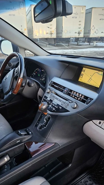 2010 Lexus RX 3rd Gen - Image 9 of 9