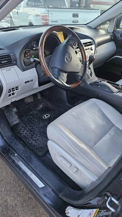 2010 Lexus RX 3rd Gen - Image 7 of 9