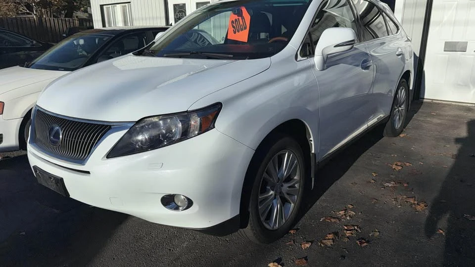 2010 Lexus RX 3rd Gen - Image 5 of 9