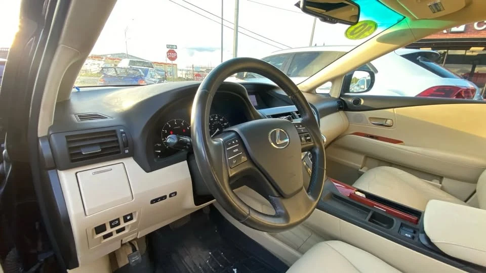 2010 Lexus RX 3rd Gen - Image 10 of 18