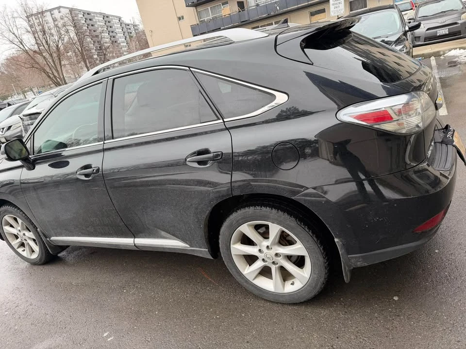 2010 Lexus RX 3rd Gen - Image 5 of 10