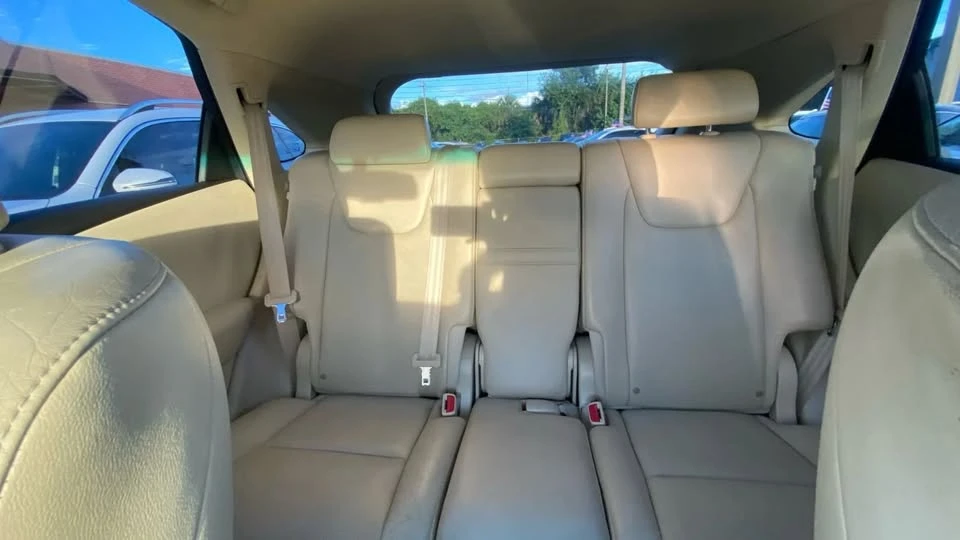 2010 Lexus RX 3rd Gen - Image 18 of 18