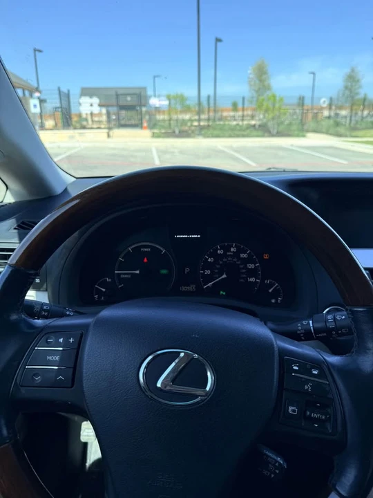 2010 Lexus RX 3rd Gen - Image 2 of 7