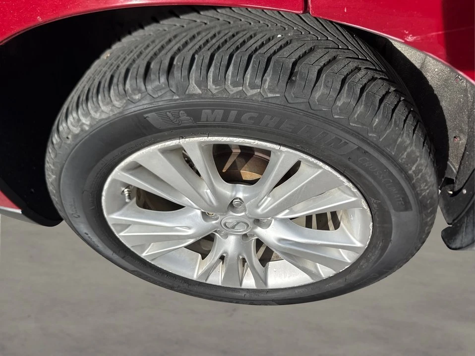 2010 Lexus RX 3rd Gen - Image 17 of 19