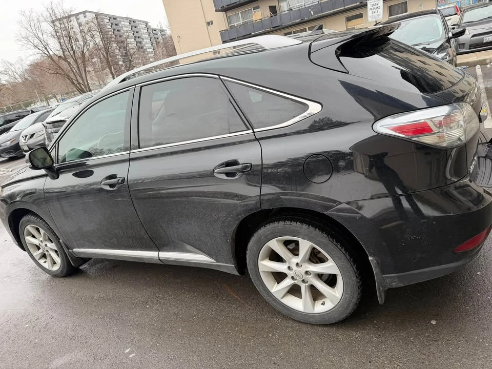 2010 Lexus RX 3rd Gen - Image 3 of 10
