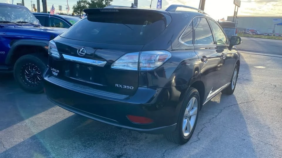 2010 Lexus RX 3rd Gen - Image 5 of 18