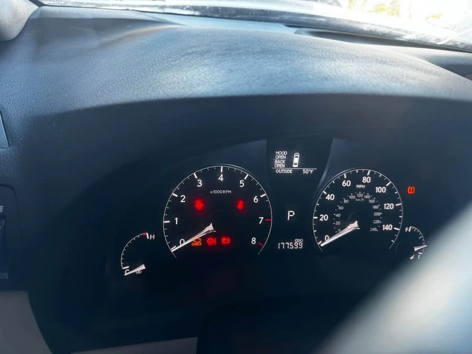 2010 Lexus RX 3rd Gen - Image 6 of 9