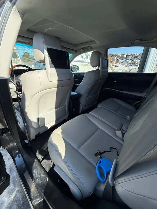 2010 Lexus RX 3rd Gen - Image 10 of 18
