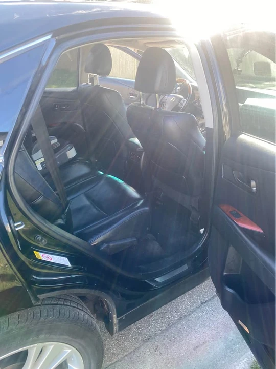 2010 Lexus RX 3rd Gen - Image 3 of 11