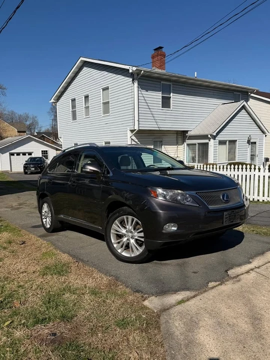 2010 Lexus RX 3rd Gen - Image 3 of 9