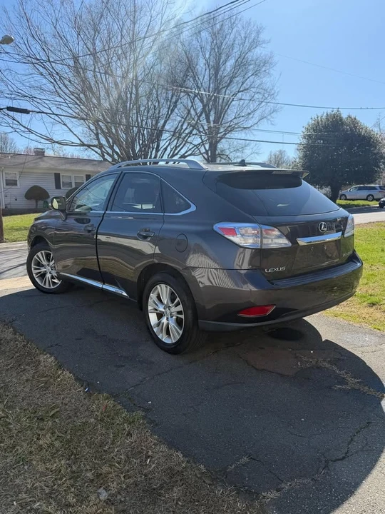 2010 Lexus RX 3rd Gen - Image 2 of 9
