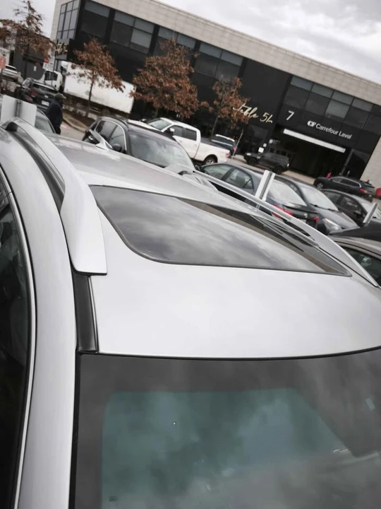2010 Lexus RX 3rd Gen - Image 8 of 16