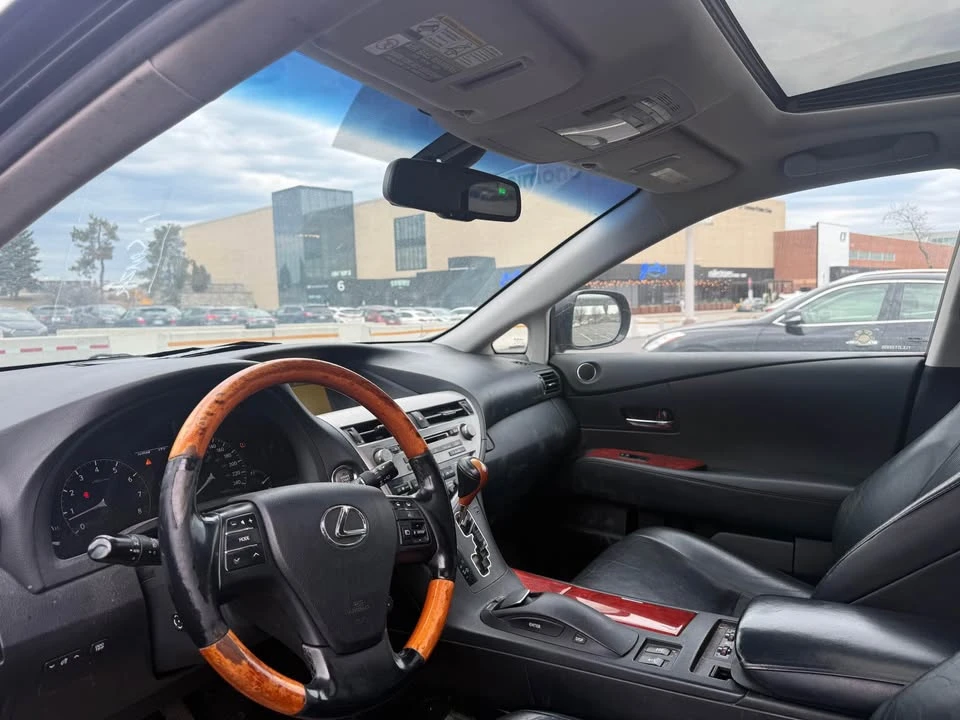 2010 Lexus RX 3rd Gen - Image 7 of 10