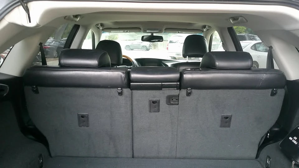 2010 Lexus RX 3rd Gen - Image 18 of 20