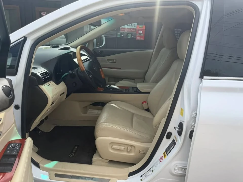 2010 Lexus RX 3rd Gen - Image 7 of 20