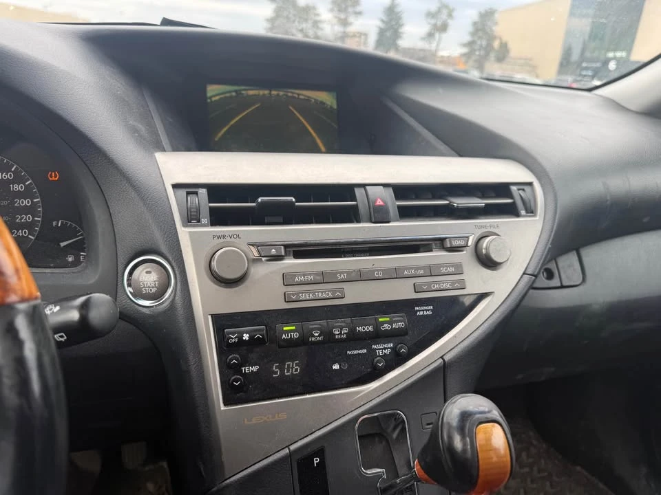 2010 Lexus RX 3rd Gen - Image 4 of 10