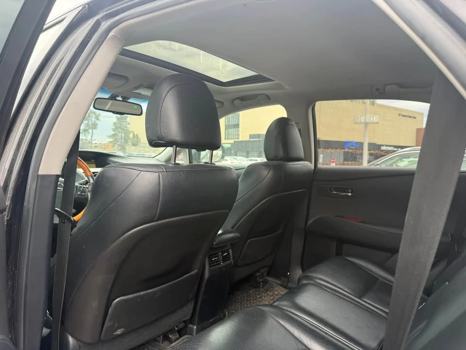 2010 Lexus RX 3rd Gen - Image 8 of 10