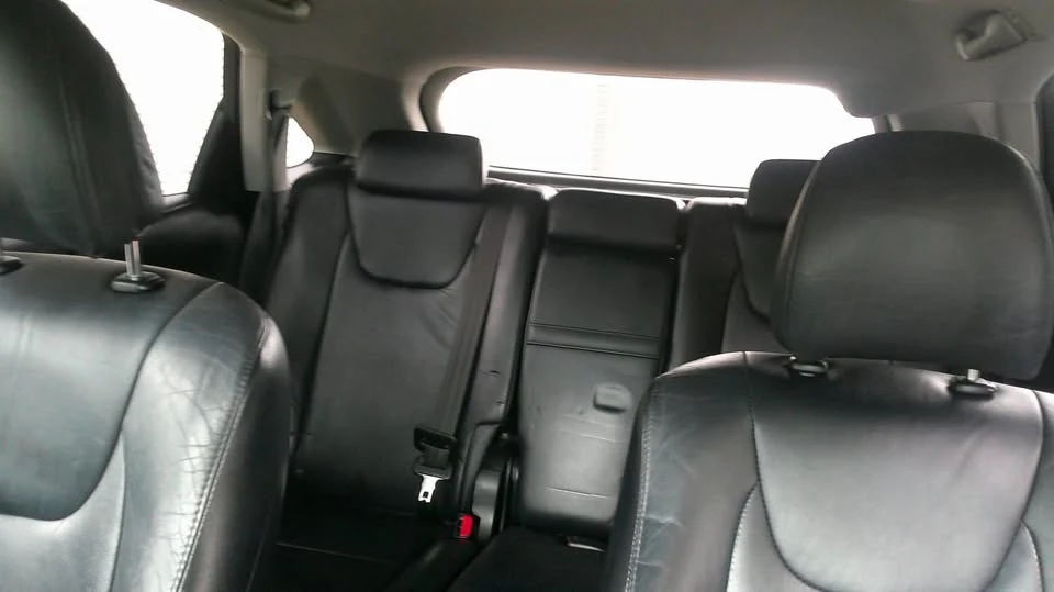 2010 Lexus RX 3rd Gen - Image 17 of 20