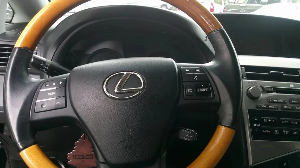 2010 Lexus RX 3rd Gen - Image 10 of 20