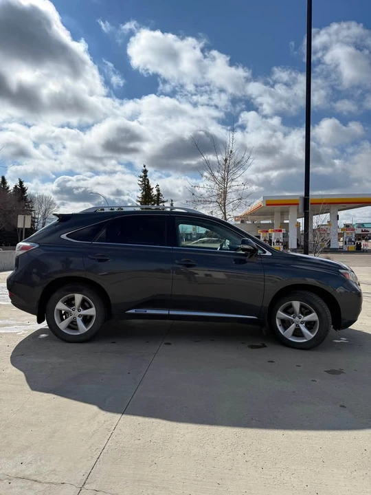 2010 Lexus RX 3rd Gen - Image 6 of 14