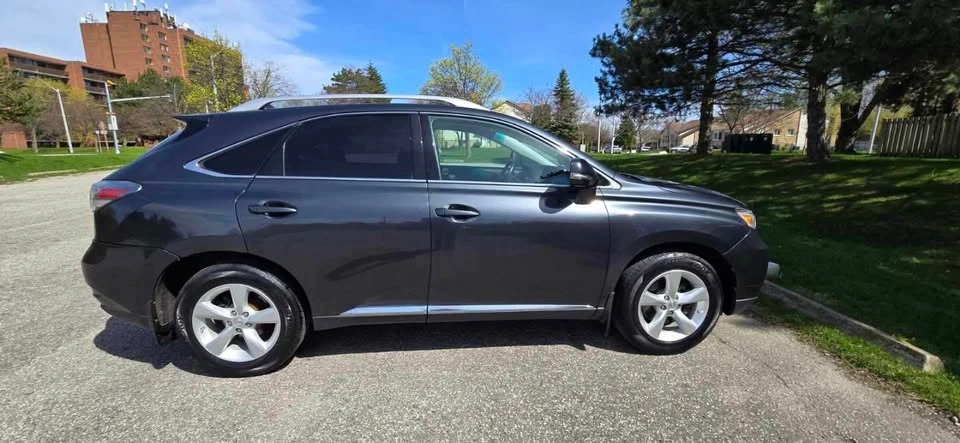 2010 Lexus RX 3rd Gen - Image 2 of 8