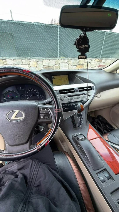 2010 Lexus RX 3rd Gen - Image 6 of 6