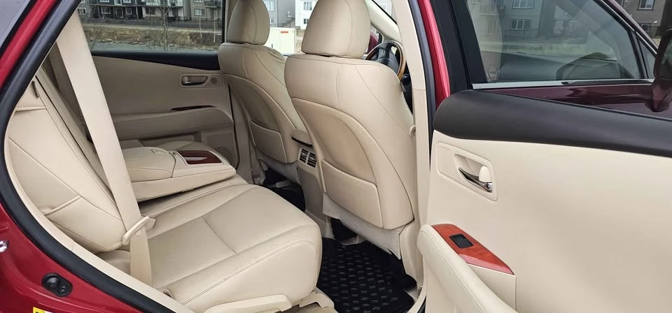 2010 Lexus RX 3rd Gen - Image 10 of 20