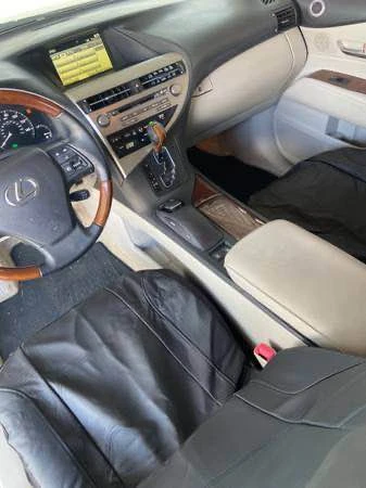 2010 Lexus RX 3rd Gen - Image 11 of 13
