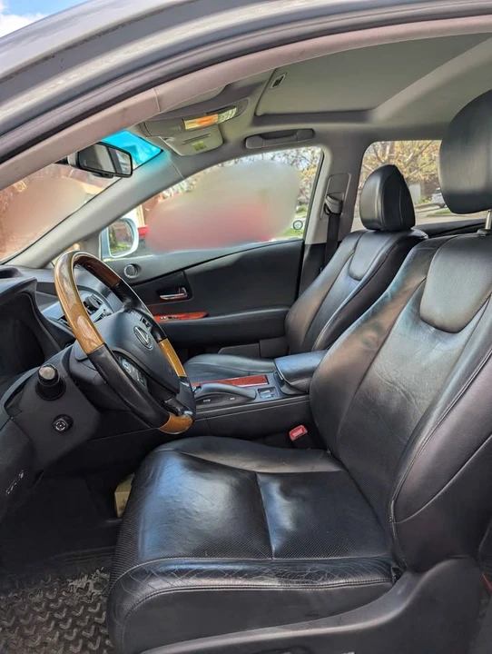 2010 Lexus RX 3rd Gen - Image 2 of 7