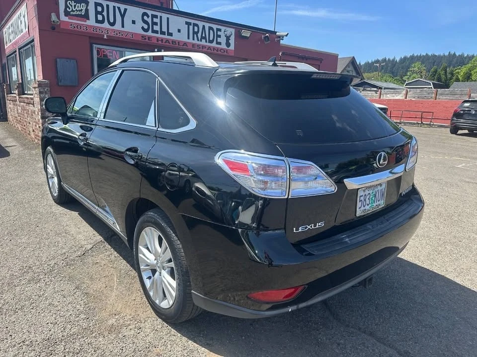 2010 Lexus RX 3rd Gen - Image 2 of 17