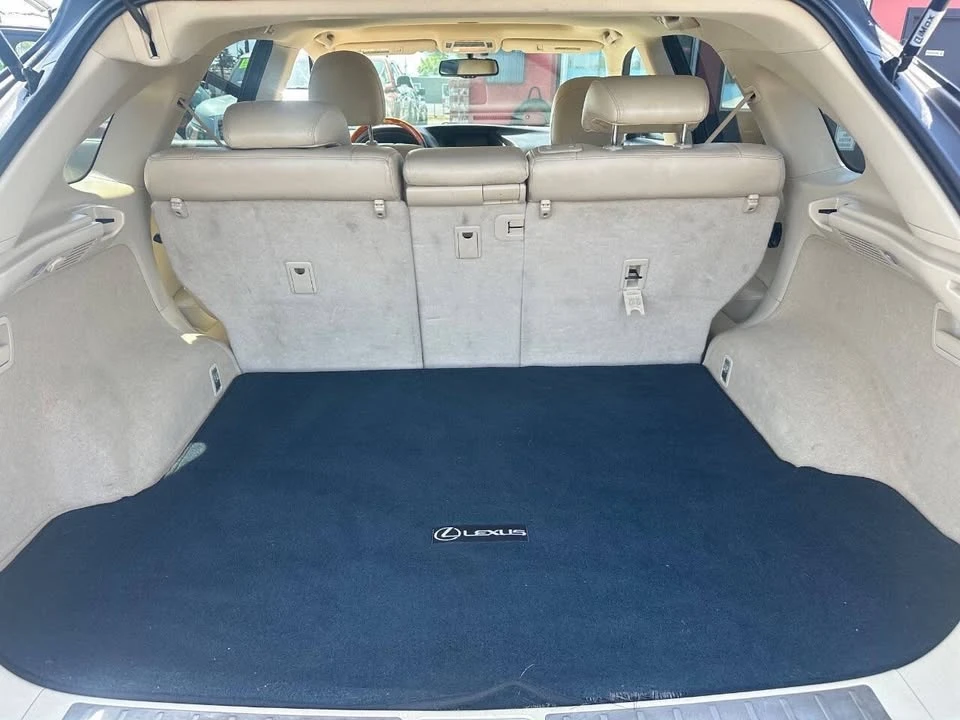 2010 Lexus RX 3rd Gen - Image 12 of 17