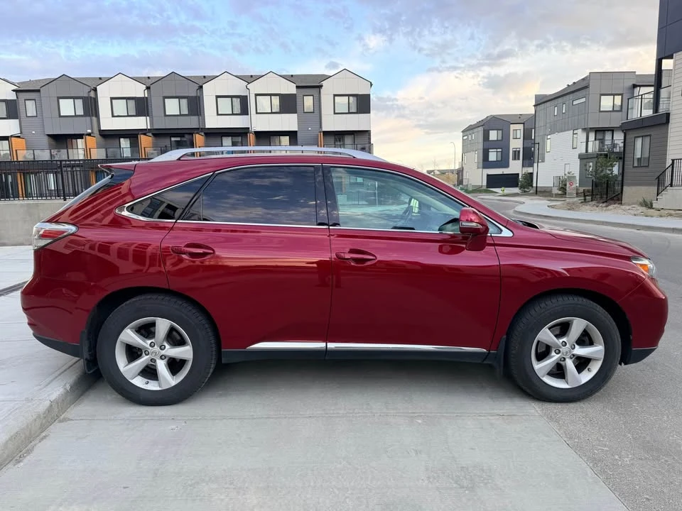 2010 Lexus RX 3rd Gen - Image 4 of 10