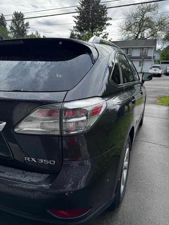 2010 Lexus RX 3rd Gen - Image 3 of 11
