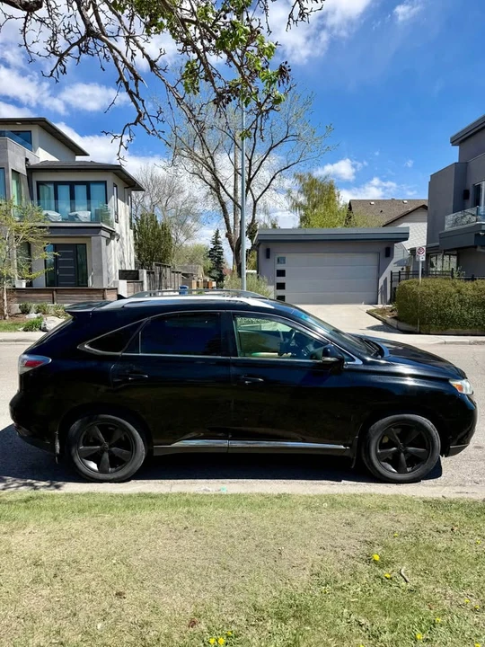 2010 Lexus RX 3rd Gen - Image 5 of 14