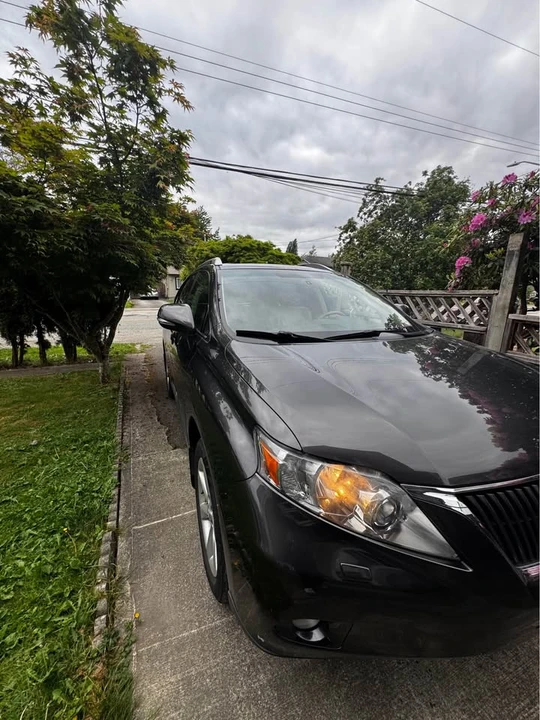 2010 Lexus RX 3rd Gen - Image 6 of 11