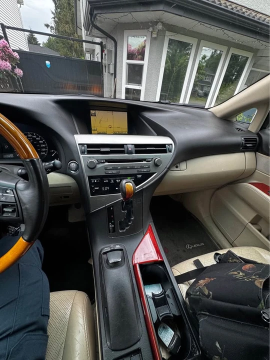 2010 Lexus RX 3rd Gen - Image 11 of 11