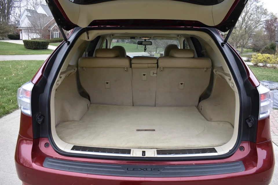 2010 Lexus RX 3rd Gen - Image 11 of 18
