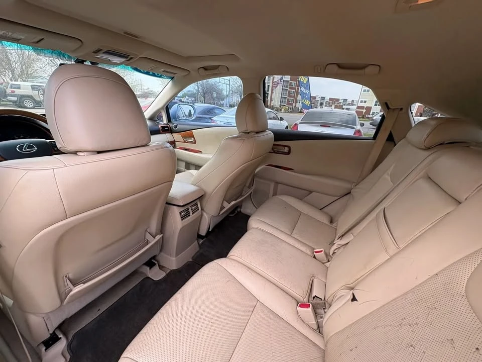 2010 Lexus RX 3rd Gen - Image 19 of 19