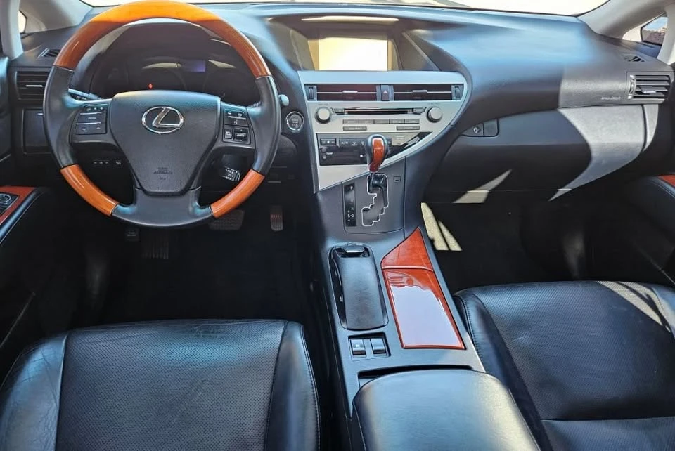 2010 Lexus RX 3rd Gen - Image 13 of 18